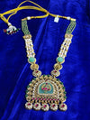 Traditional Kundan Necklace Set